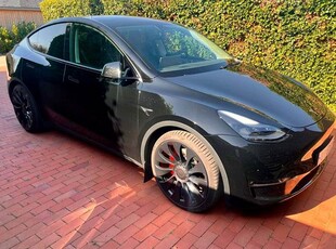 Tesla Model Y Performance AWD