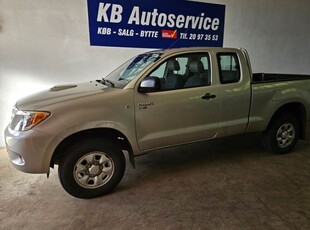 Toyota HiLux 2,5 D-4D 144 Ex.Kab 4x4 Active