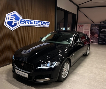 Jaguar XF 2,0 D180 Portfolio aut. 4d