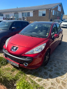 Peugeot 207 1,6 VTi Premium aut. 5d