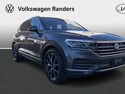 VW Touareg 3,0 TDi 286 Elegance aut. 4Motion 5d