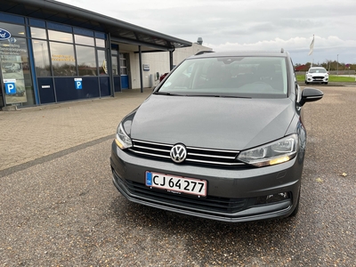 VW Touran 1,6 TDi 115 IQ.Drive DSG 7prs 5d