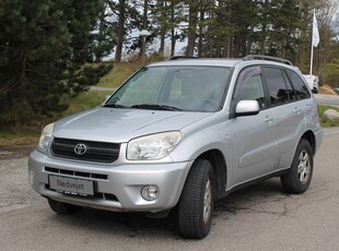 Toyota RAV4 1,8 4x2 125HK Van