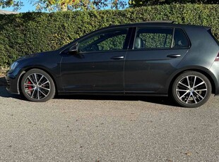 VW Golf VII 2,0 GTI