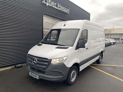 Mercedes Sprinter 319