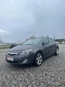 Opel Astra 1,4 T 140 Enjoy