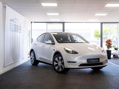 Tesla Model Y Long Range AWD