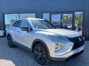 Mitsubishi Eclipse Cross 2,4 Plugin-hybrid Black Edition 4WD 188HK 5d Trinl. Gear