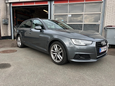 Audi A4 40 TFSi Prestige Tour Avant S-tr. 5d