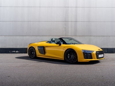 Audi R8 5,2 FSi Plus Spyder quattro S-tr. 2d