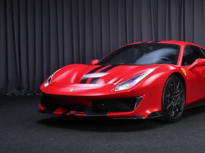 Ferrari 488 Pista 3,9 DCT 2d