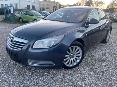 Opel Insignia 2,0 T 220 Cosmo aut. 5d