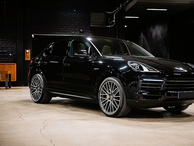 Porsche Cayenne 3,0 E-Hybrid Platinum Edition Coupé Tiptr. 5d