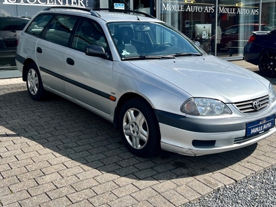 Toyota Avensis 1,6 Terra stc. 5d