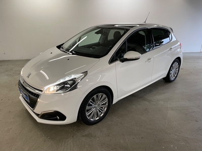 Peugeot 208 1,5 BlueHDi 100 Privé 5d