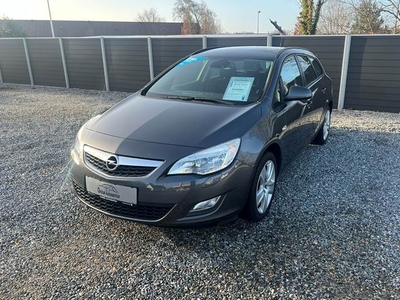 Opel Astra 1,4 1.4 turbo sport tourer