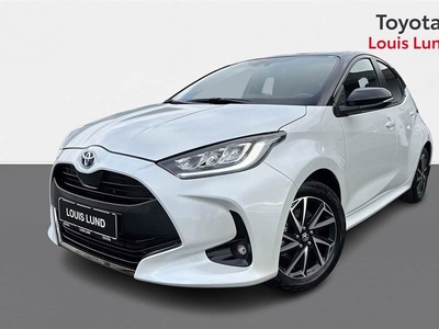 Toyota Yaris 1,5 Hybrid Style Bi-tone 116HK 5d Trinl. Gear