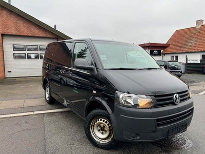 VW Transporter 2,0 TDi 114 Kassevogn lang