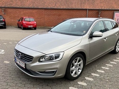 Volvo V60 2,0 D4 163 Momentum