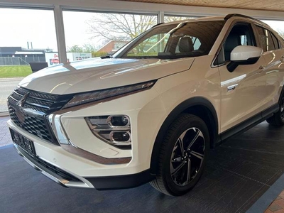 Mitsubishi Eclipse Cross 2,4 PHEV Sport Tech CVT 4WD