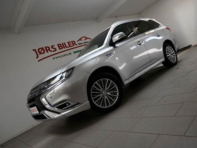 Mitsubishi Outlander 2,4 PHEV Intense CVT 4WD