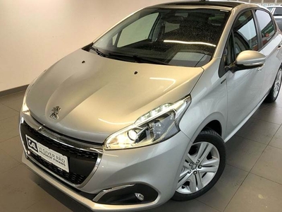 Peugeot 208 1,2 VTi 82 Signature Sky