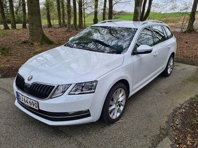 Skoda Octavia 2,0 TDi 150 Business Line+ Celebration Combi DSG