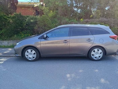 Toyota Auris 1,8 Hybrid H2 Touring Sports CVT