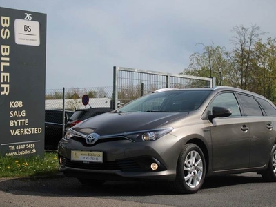 Toyota Auris 1,8 Hybrid H2 Touring Sports CVT