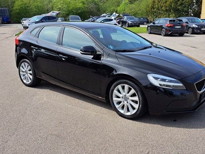 Volvo V40 2,0 D2 120 Momentum aut. Van