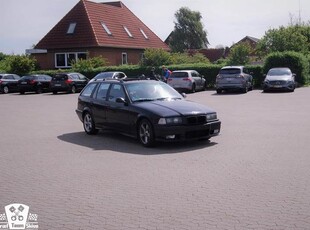 BMW 318i 1,8