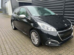 Peugeot 208 1,5 BlueHDi 100 Allure Sky