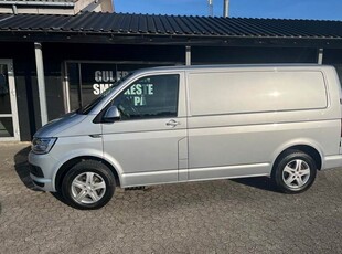 VW Transporter 2,0 TDi 150 Kassevogn DSG kort