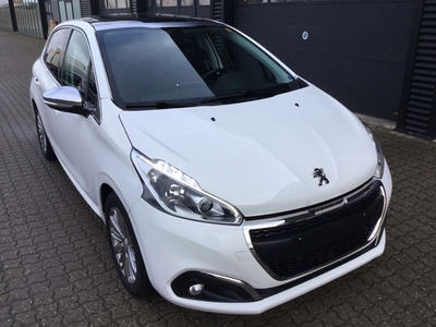 Peugeot 208 1,2 PureTech 82 Allure Sky