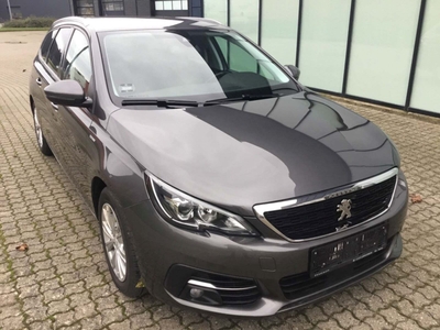 Peugeot 308 1,5 BlueHDi 130 Style SW