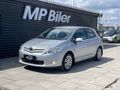 Toyota Auris 1,6 T2