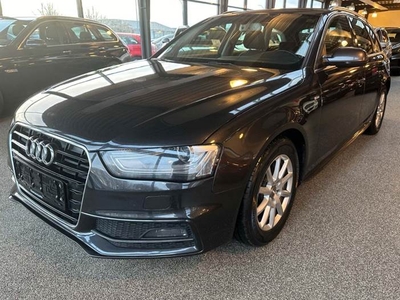 Audi A4 2,0 TDi 136 S-line Avant