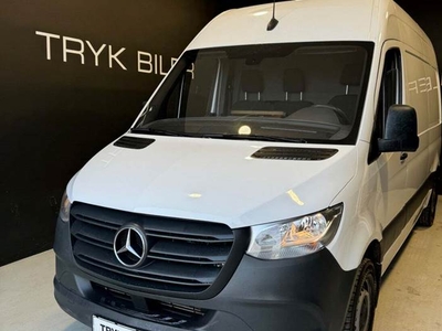 Mercedes Sprinter 211 2,2 CDi A2 Kassevogn FWD