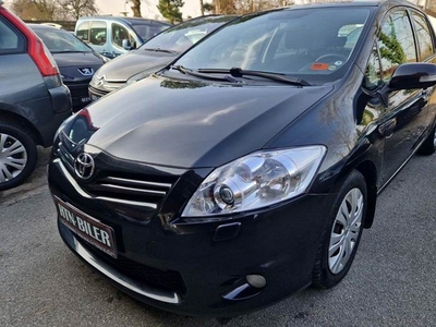 Toyota Auris 1,4 D-4D T2