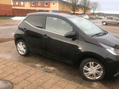 Toyota Aygo 1,0 VVT-i x-black II