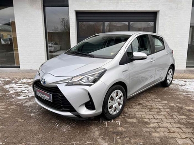 Toyota Yaris 1,5 Hybrid H2 e-CVT Van