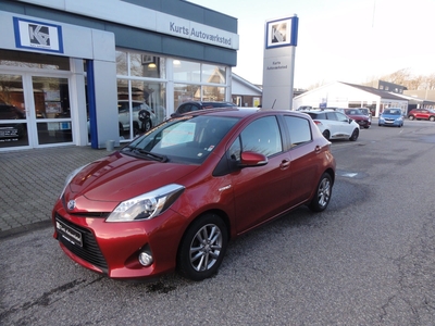 Toyota Yaris 1,5 Hybrid H2 Style Touch CVT 5d