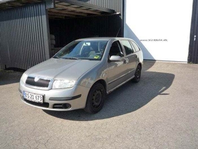 Skoda Fabia 1,4 16V 80 Ambiente Combi