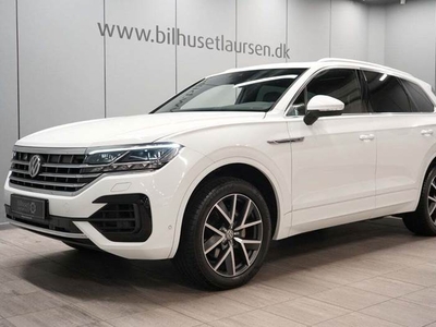 VW Touareg 3,0 TDi 286 R-line aut. 4Motion Van