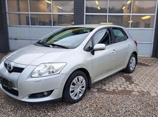 Toyota Auris 1,6 Sol