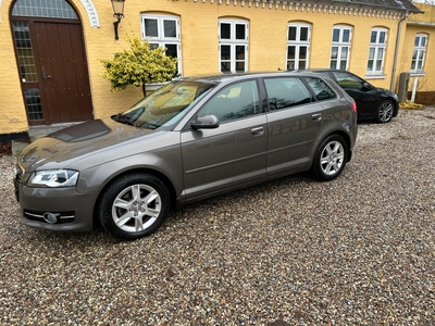 Audi A3 2,0 TDi 140 Ambition Sportback 5d