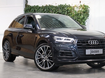 Audi Q5 40 TDi S-line quattro S-tr. 5d