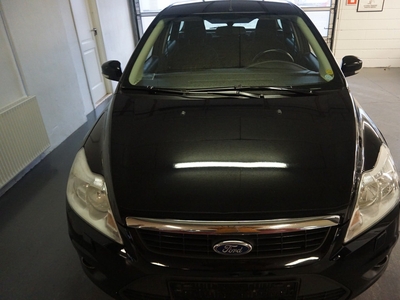 Ford Focus 1,6 Titanium stc. 5d