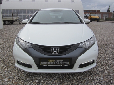 Honda Civic 1,8 i-VTEC Sport 5d