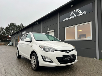 Hyundai i20 1,25 XTR 5d